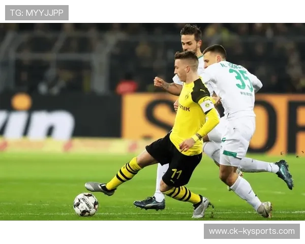 多特蒙德主场2-0战胜门兴格拉德巴赫，继续领跑德甲，多特蒙德对门兴比分